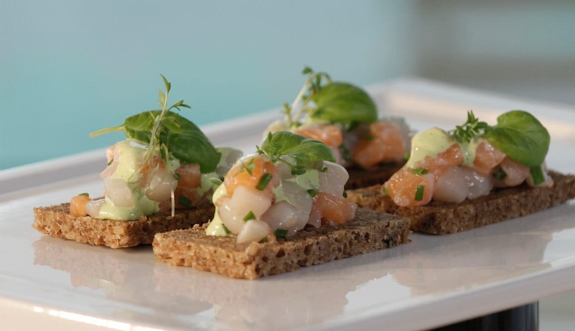 Tartare de Saint-Jacques et Saumon de Norvège      