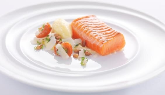 Saumon de Norvège, polenta et tomates