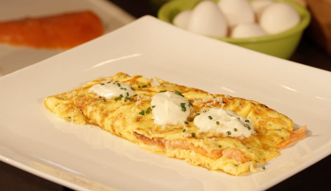 Omelette au saumon de Norvège fumé et fromage  