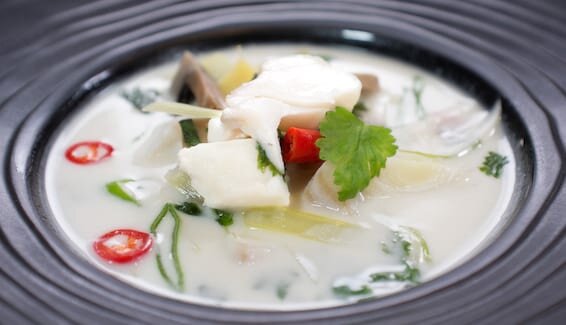 Soupe d’Églefin de Norvège parfumée au lait de coco