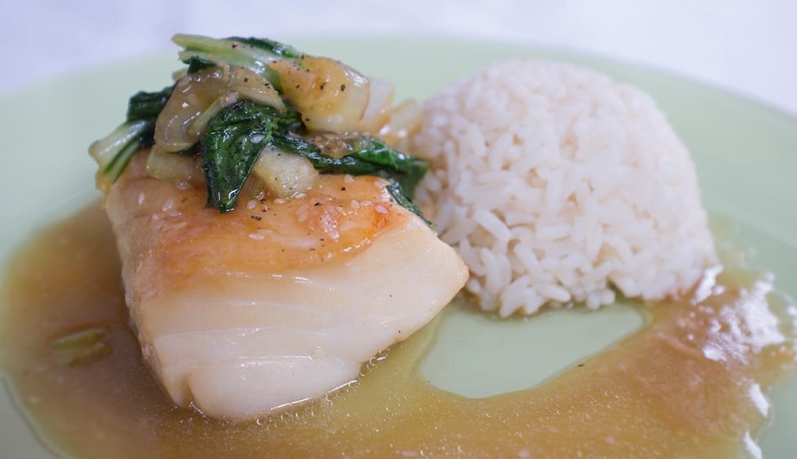Cabillaud de Norvège glacé au gingembre et bokchoy