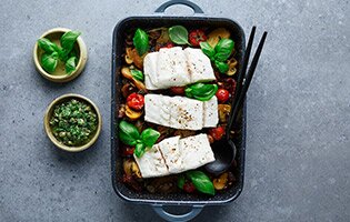 Lieu noir de Norvège au four et salsa verde