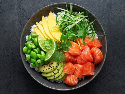 Poke bowl au saumon de Norvège facile