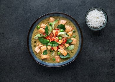 Curry vert de saumon de Norvège