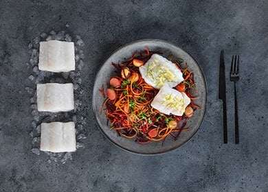 Skrei de Norvège et salade rouge