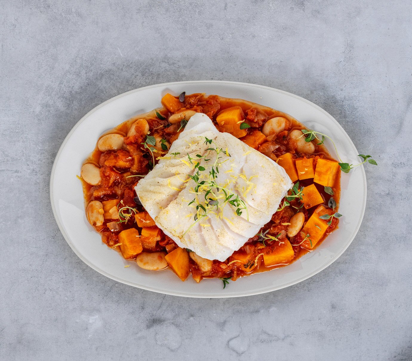 Skrei norvégien poêlé aux haricots, patates douces et thym